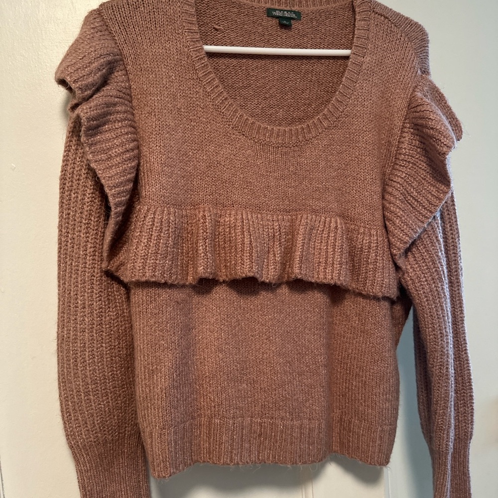 Women's Ruffled Knit Sweater - Pink